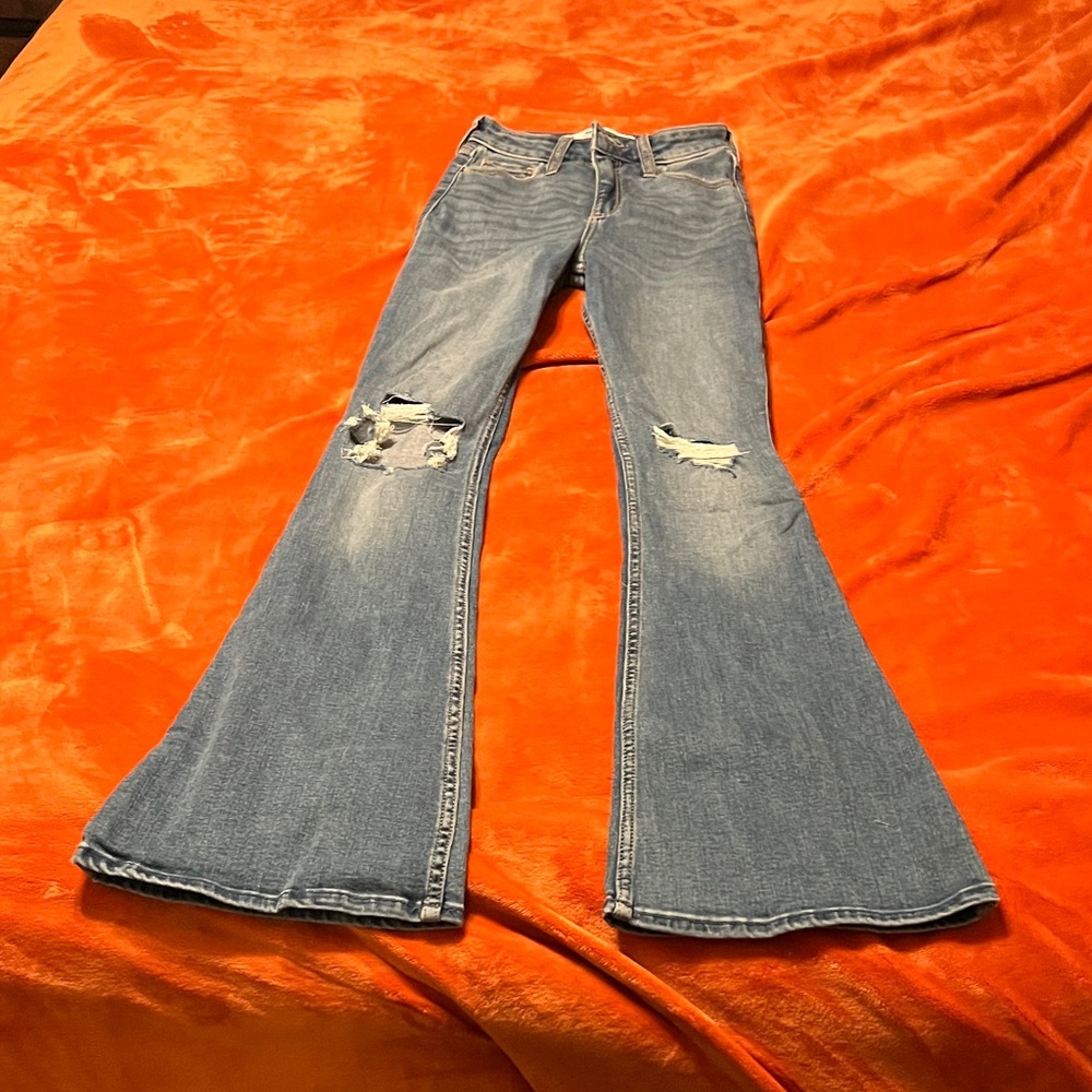 NWOT Hollister Vintage Blue Flare Jeans